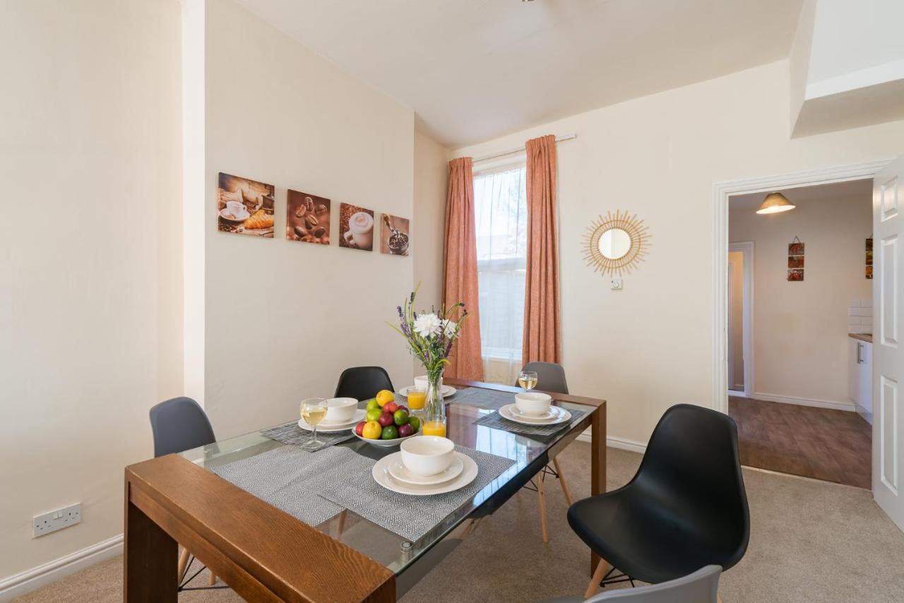 3 Bedroom-5 Beds Newland Ave King'S Palace Leisure-Contractor-Heart Of Hull Amenities Kingston upon Hull Exteriér fotografie