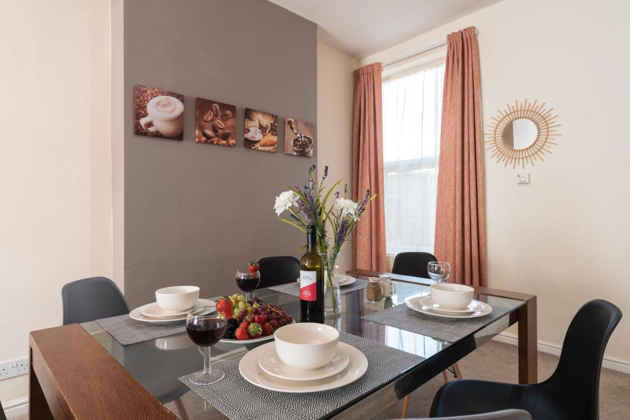 3 Bedroom-5 Beds Newland Ave King'S Palace Leisure-Contractor-Heart Of Hull Amenities Kingston upon Hull Exteriér fotografie