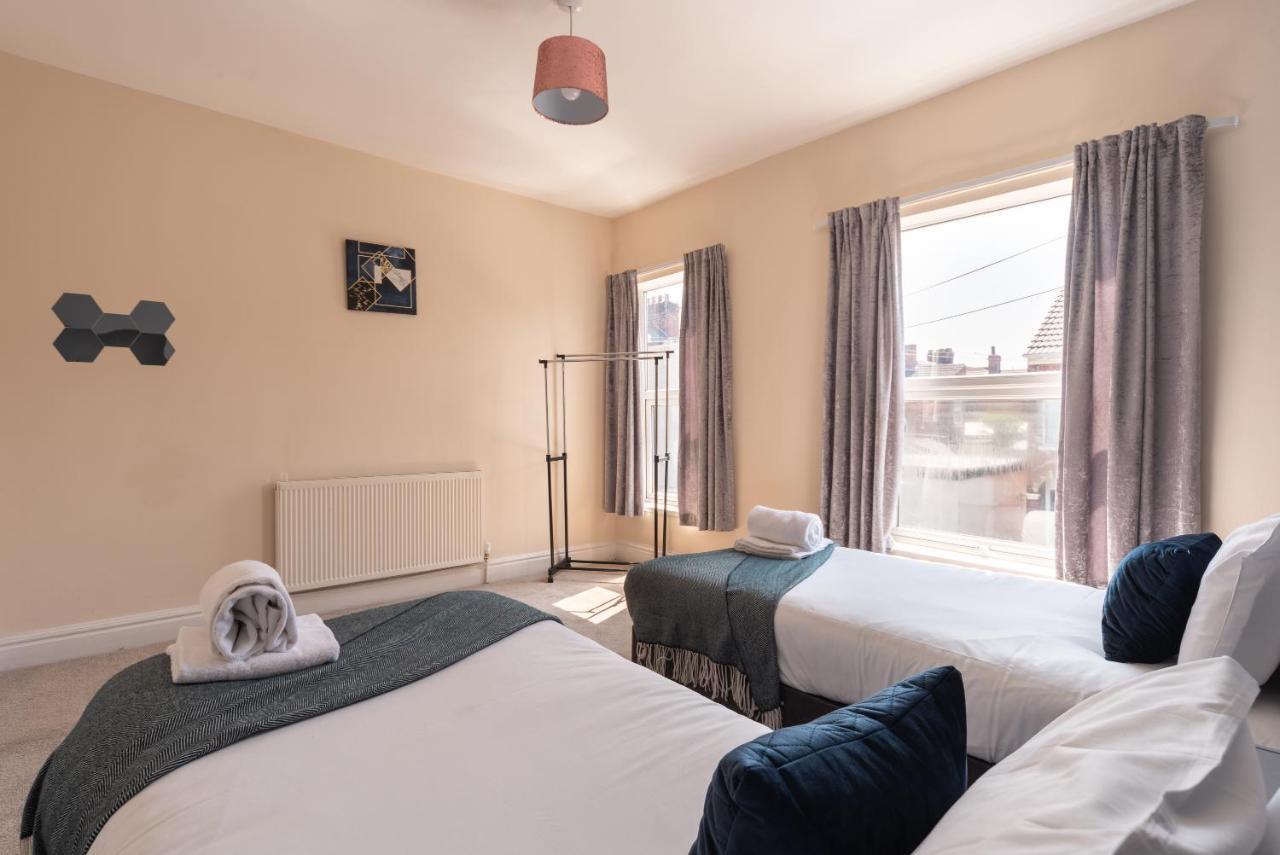 3 Bedroom-5 Beds Newland Ave King'S Palace Leisure-Contractor-Heart Of Hull Amenities Kingston upon Hull Exteriér fotografie
