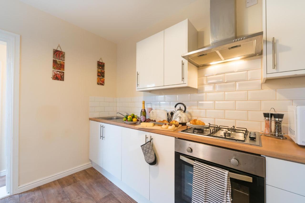 3 Bedroom-5 Beds Newland Ave King'S Palace Leisure-Contractor-Heart Of Hull Amenities Kingston upon Hull Exteriér fotografie