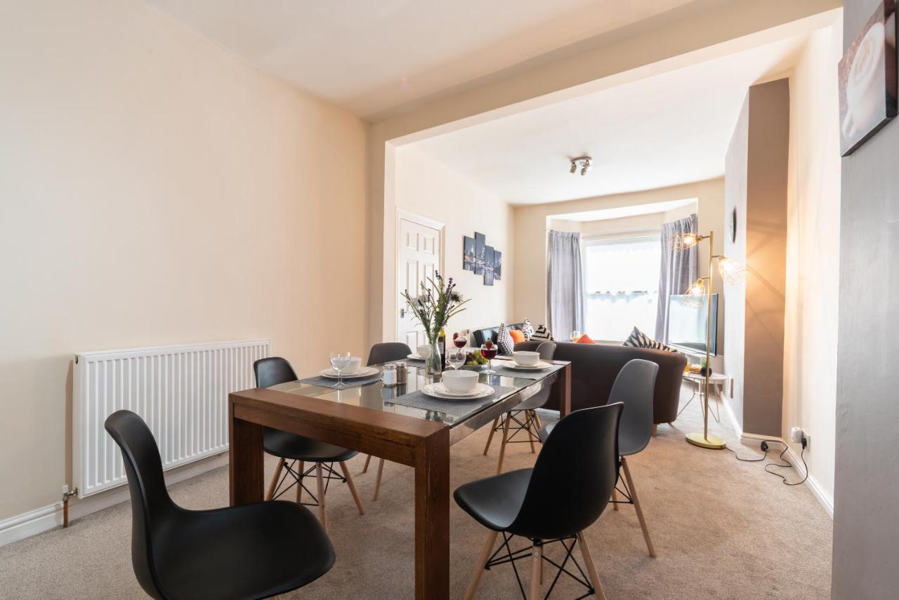 3 Bedroom-5 Beds Newland Ave King'S Palace Leisure-Contractor-Heart Of Hull Amenities Kingston upon Hull Exteriér fotografie