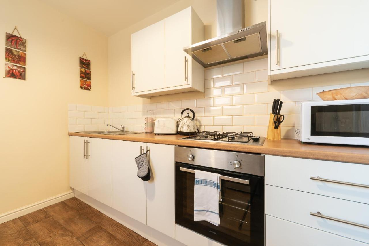 3 Bedroom-5 Beds Newland Ave King'S Palace Leisure-Contractor-Heart Of Hull Amenities Kingston upon Hull Exteriér fotografie
