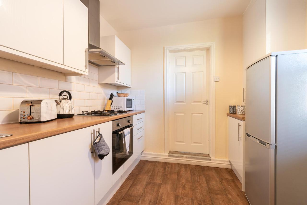 3 Bedroom-5 Beds Newland Ave King'S Palace Leisure-Contractor-Heart Of Hull Amenities Kingston upon Hull Exteriér fotografie